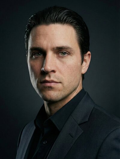 Dark & Dramatic style